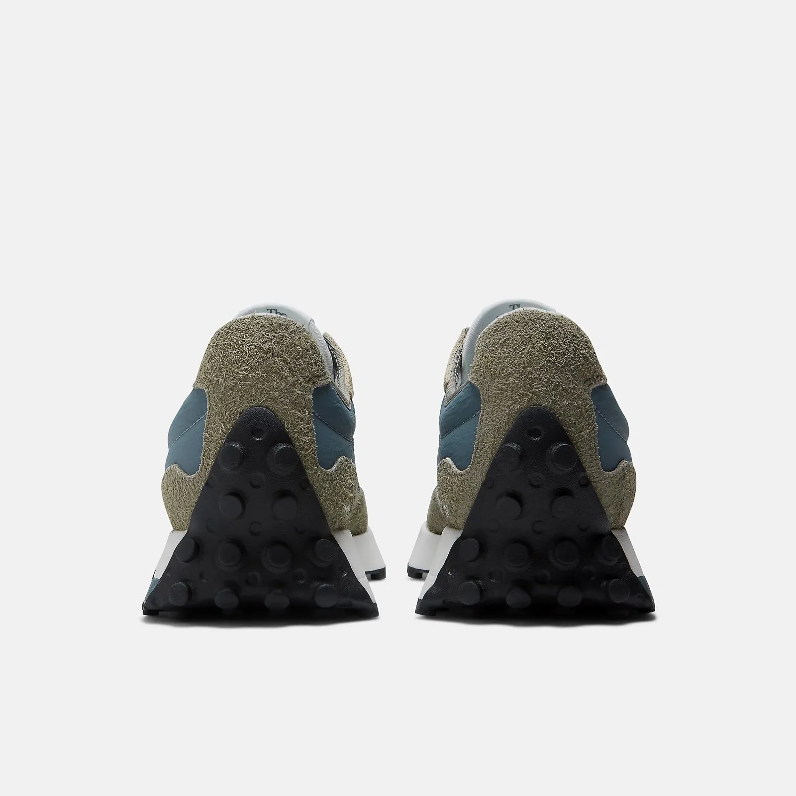 327 Sneaker (Vetiver   Trooper)