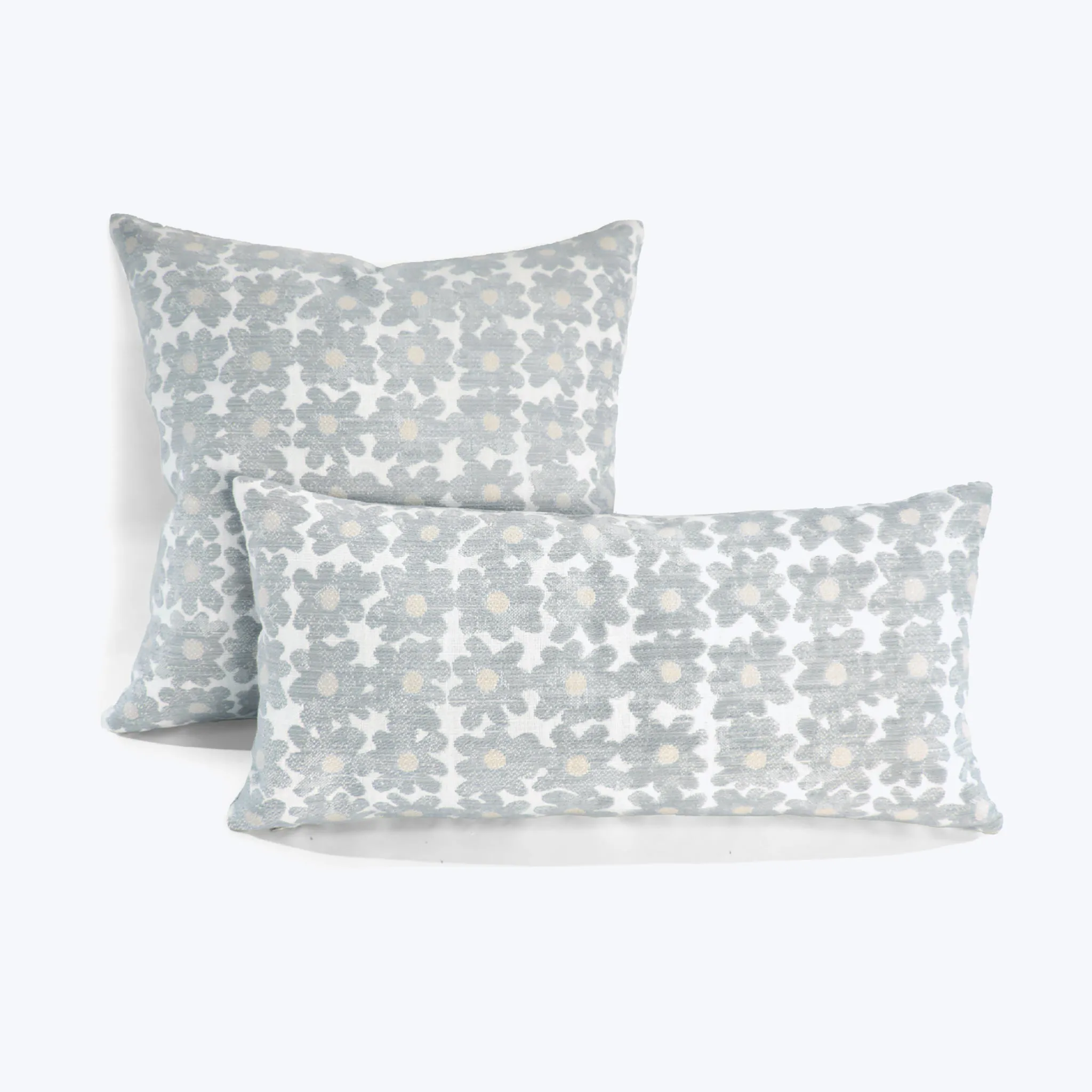 Daisy Indoor/Outdoor Lumbar Pillow, Pebble
