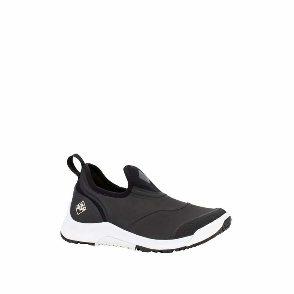 Muck Footwear  Women's Outscape Low Outscape Black M